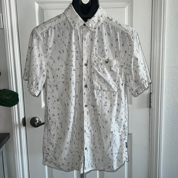 REI Other - Men’s REI short sleeve button down shirt size S